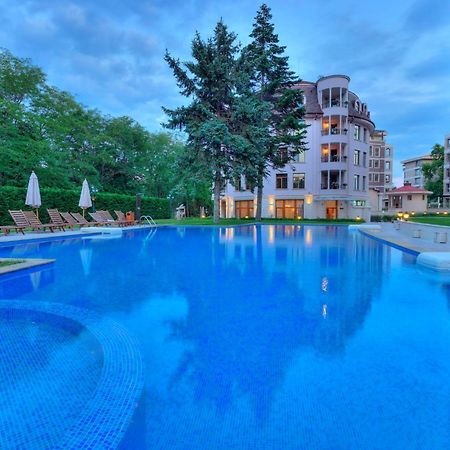 Purple Star Apartments セインツ・コンスタンティン＆ヘレナ エクステリア 写真